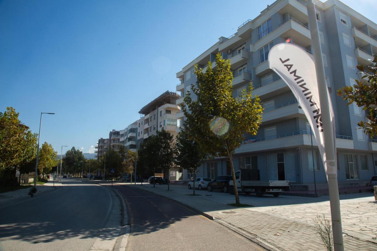 Sky & Sea Viewing Apartment Vlorë Exterior foto