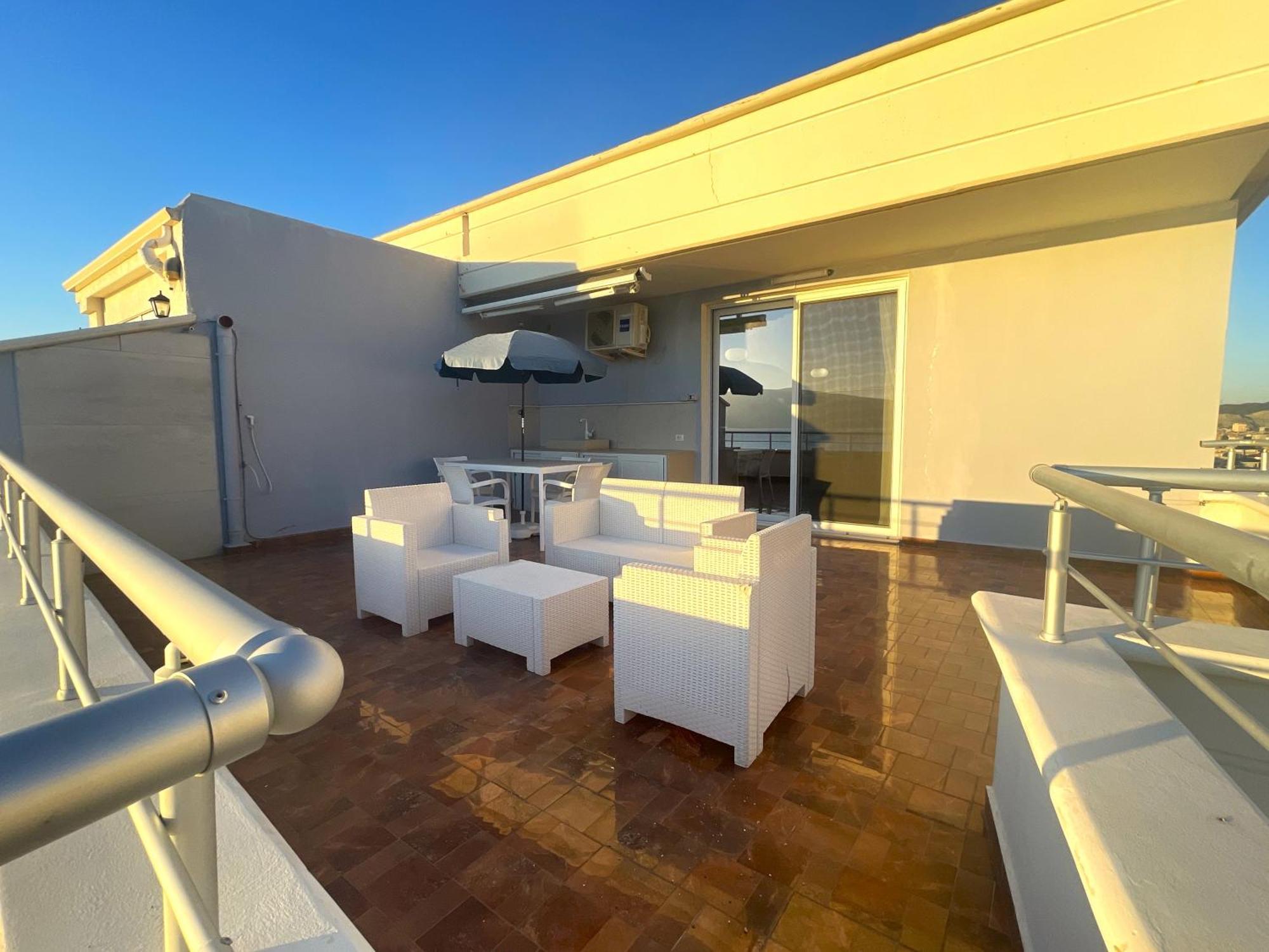 Sky & Sea Viewing Apartment Vlorë Exterior foto