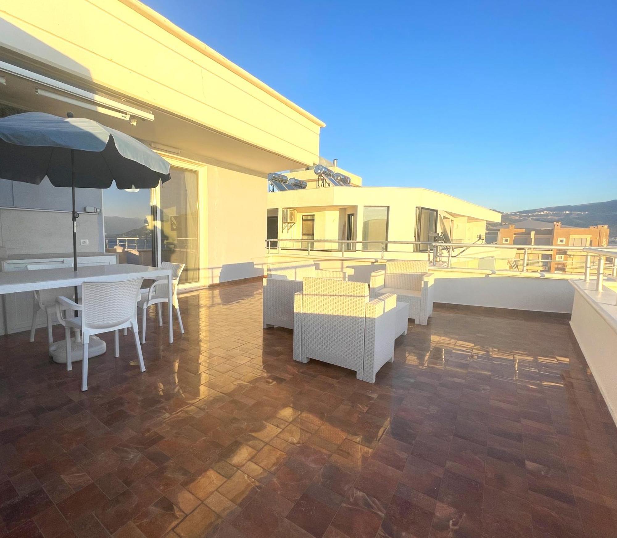 Sky & Sea Viewing Apartment Vlorë Exterior foto
